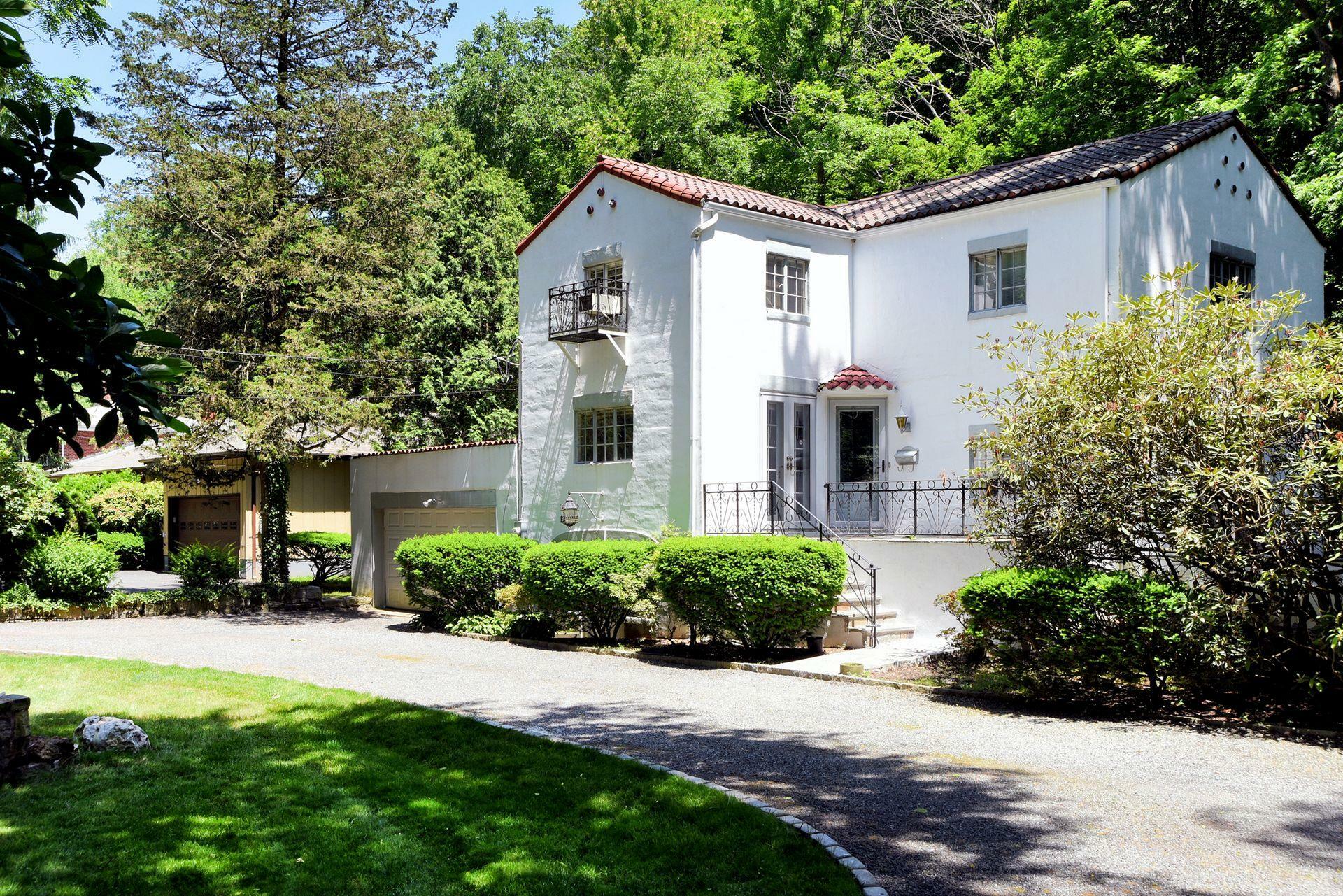 Property Photo: 1126 Post Road NY 10583