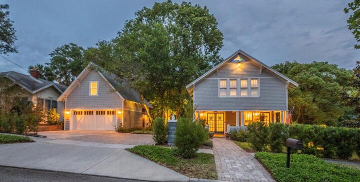 Property Photo:  908 N Tremain Street  FL 32757 