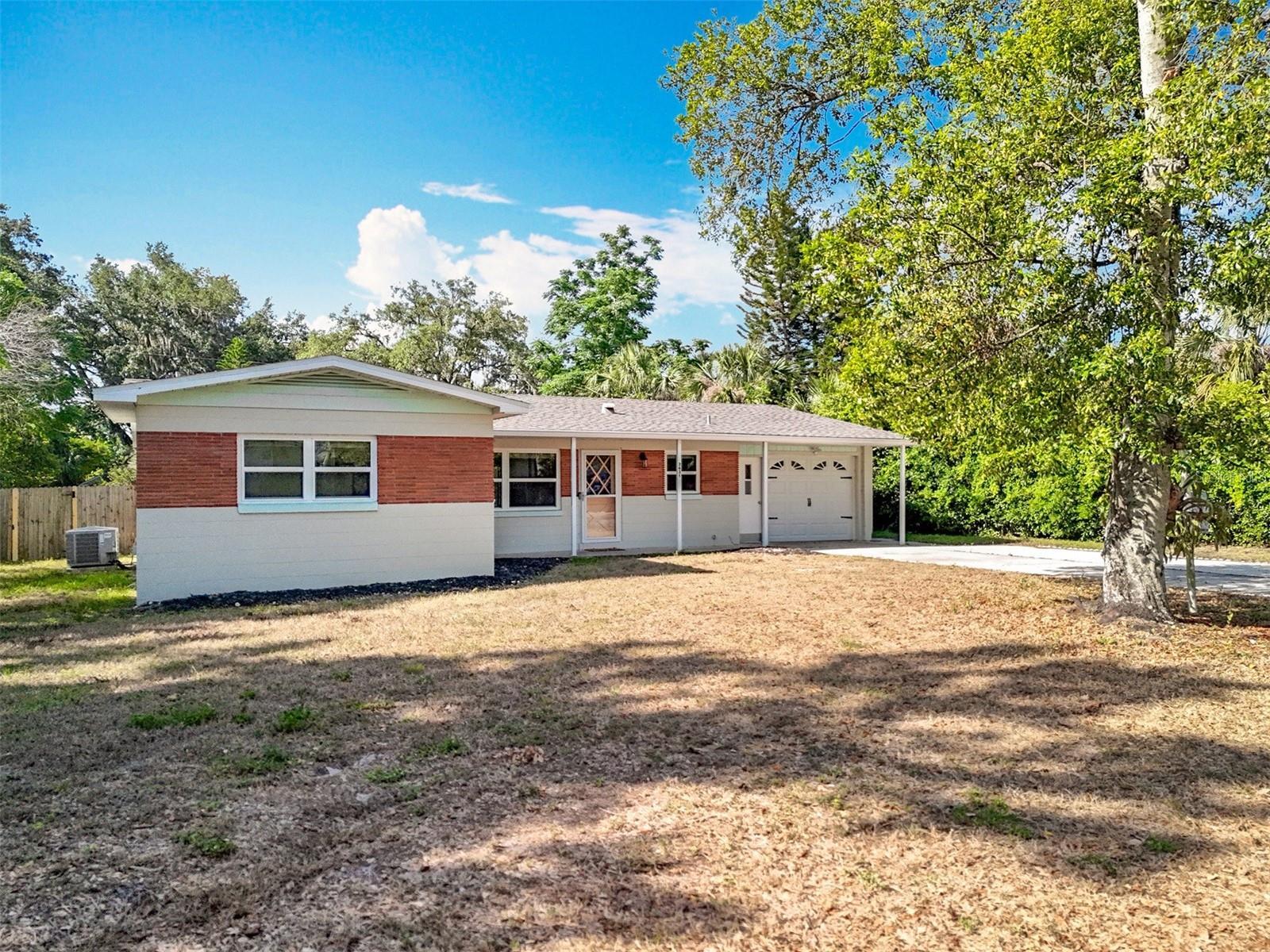Property Photo:  2631 McDonald Terrace  FL 32757 