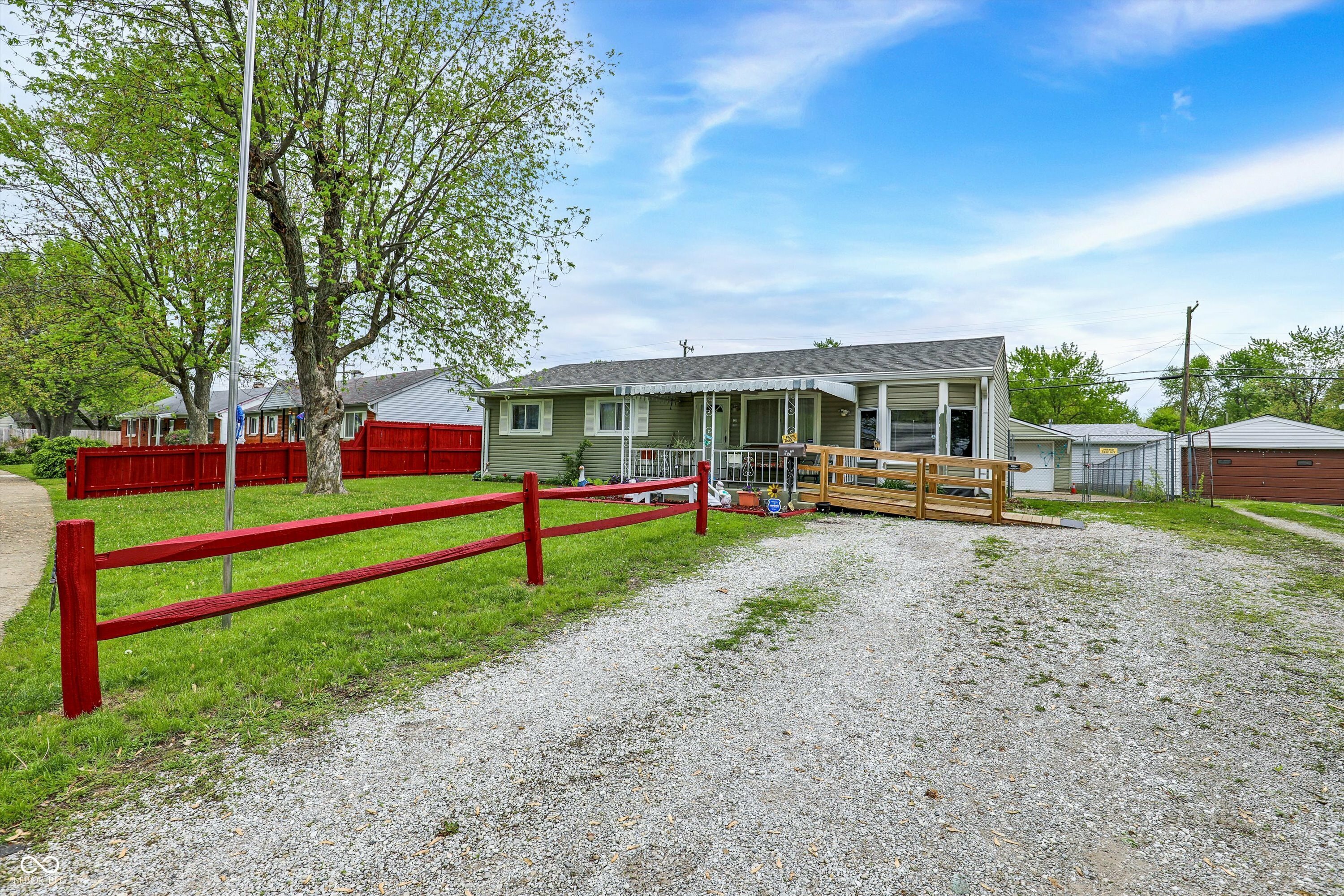 Property Photo:  126 Brunswick Drive  IN 46143 