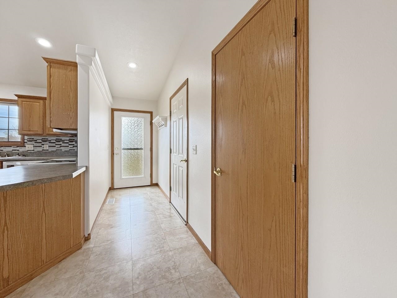 Property Photo: 2703 6th Street SE ND 58701