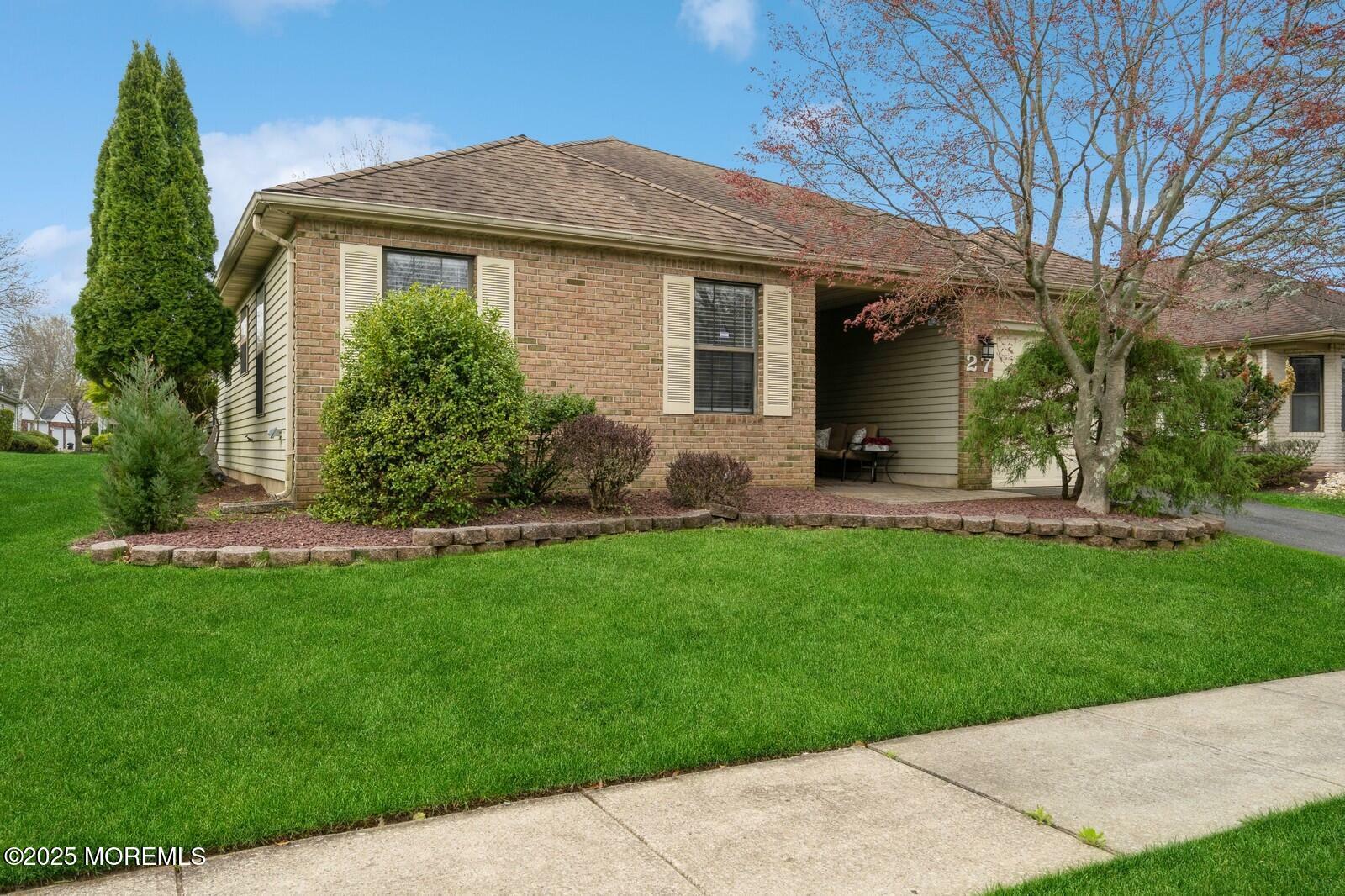 27 Peasley Drive  Marlboro NJ 07746 photo