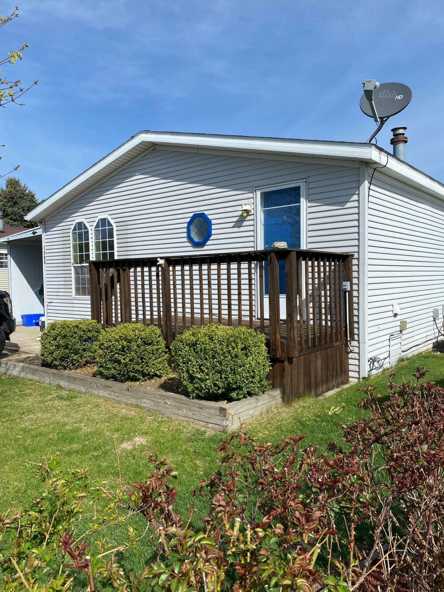 Property Photo: 1305 Pineview Lane MI 49412