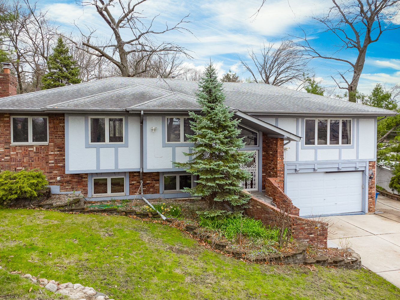 Property Photo: 8360 W 100th Place IL 60465