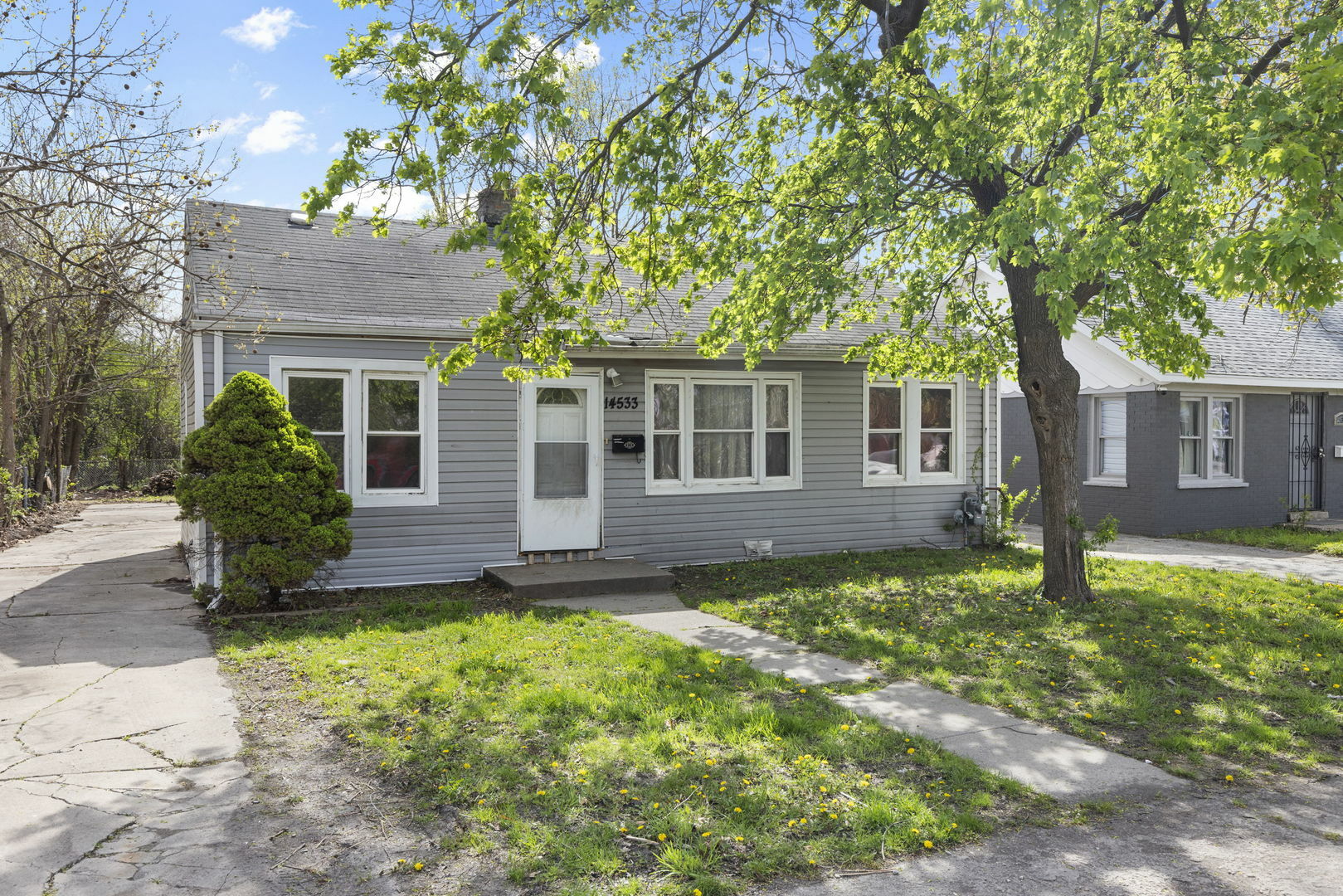 Property Photo: 14533 Ashland Avenue IL 60426