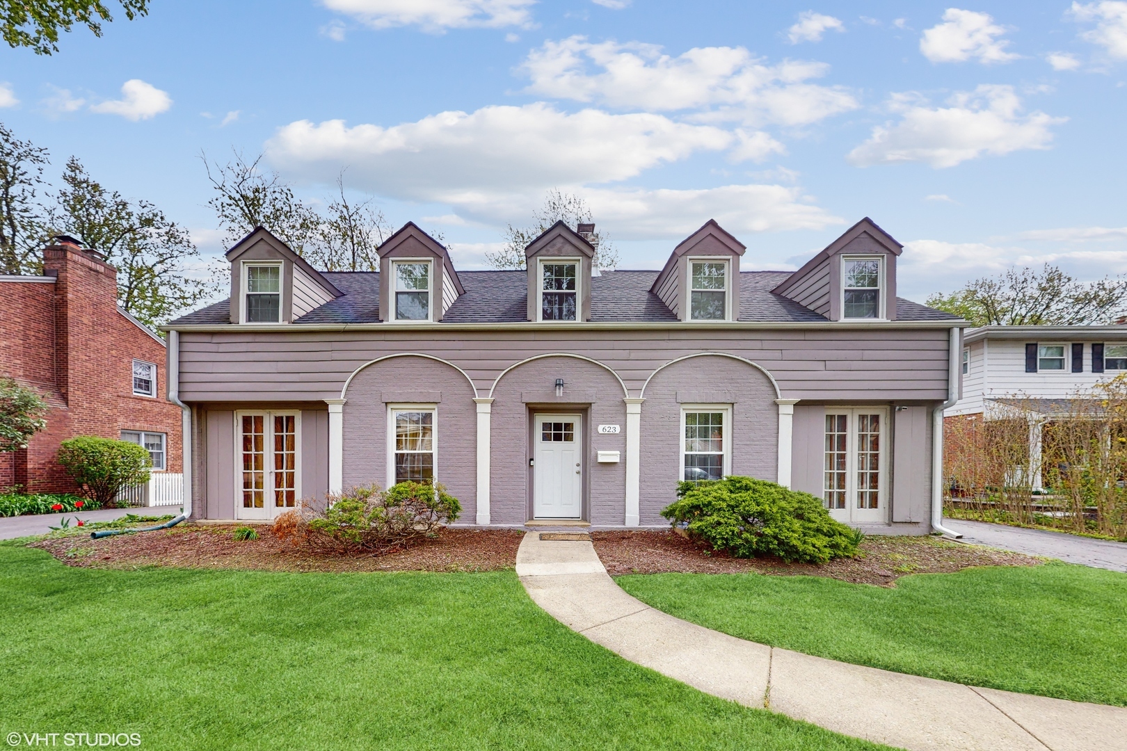 Property Photo: 623 Argyle Avenue IL 60422