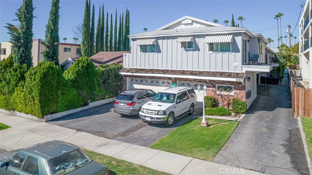 Property Photo: 1157 Justin Avenue CA 91201