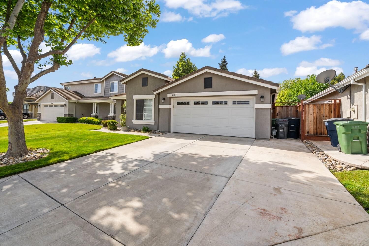 Property Photo:  366 Darlene Lane  CA 95377 