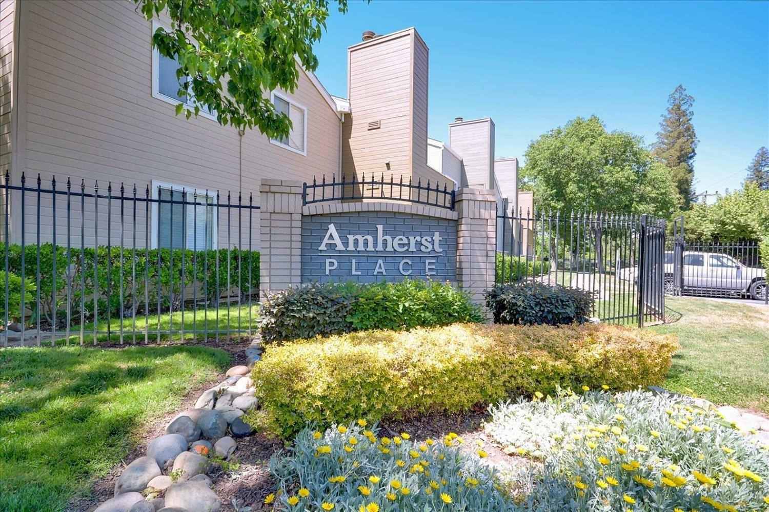 Property Photo: 1019 Dornajo Way 115 CA 95825