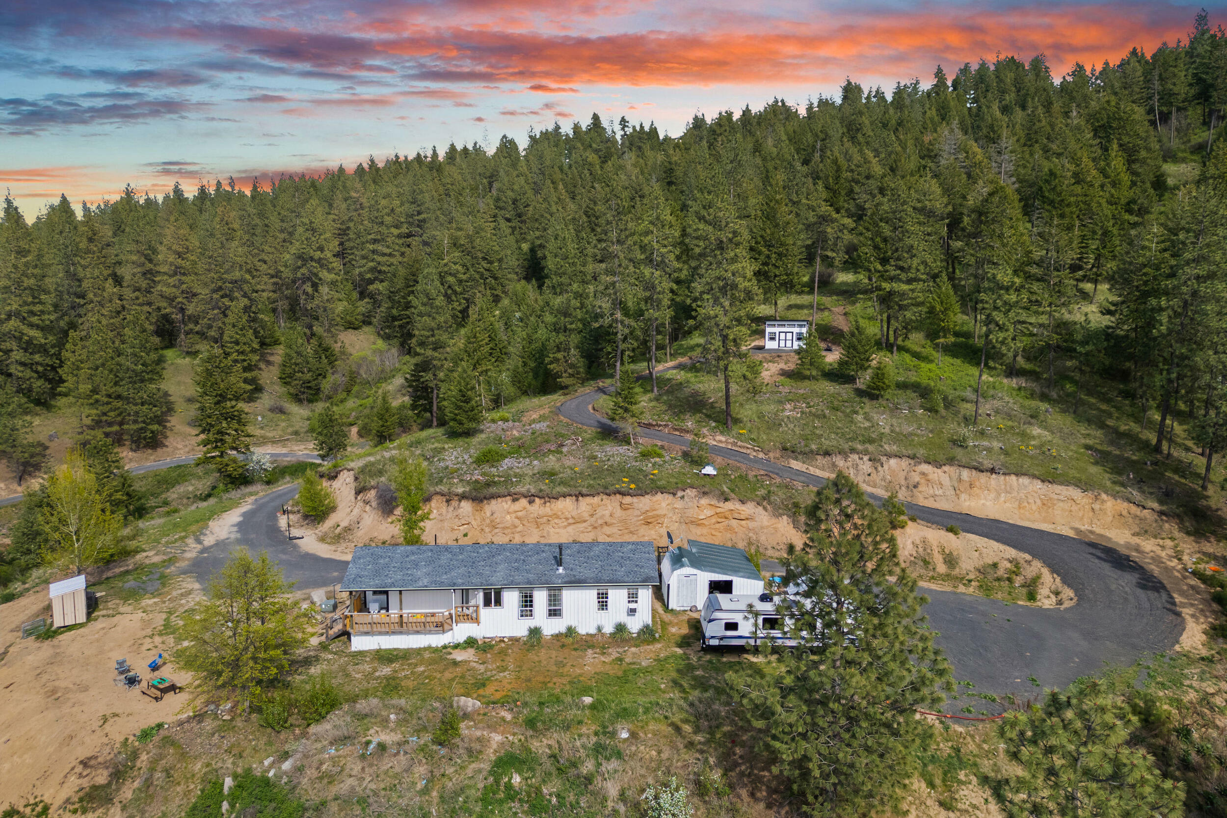 Property Photo: 5739 Weaver Way WA 99006