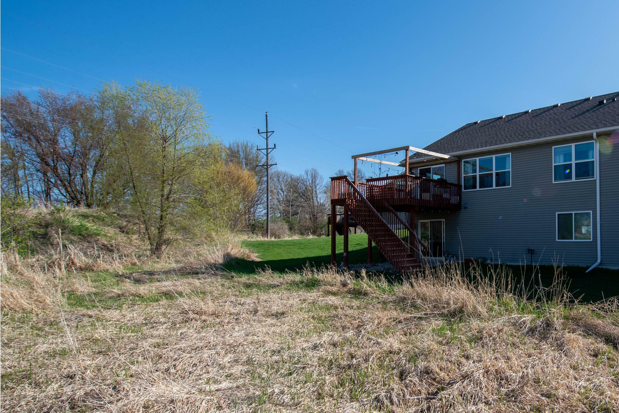 Property Photo: 620 Tomahawk Court MN 56063