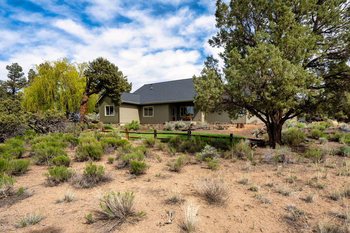 Property Photo: 7170 NW River Springs Road OR 97756