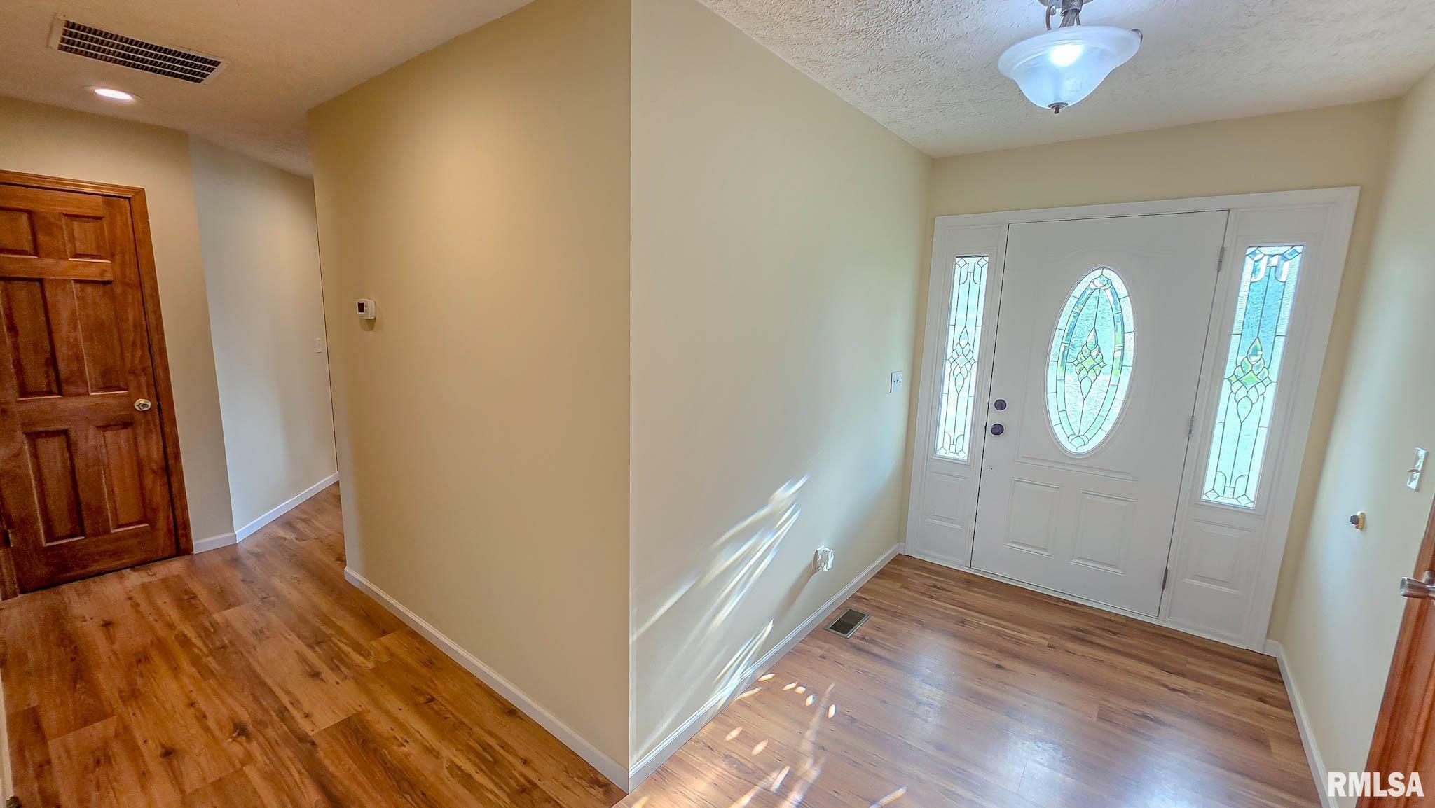 Property Photo: 11964 Strawberry Road IL 62901