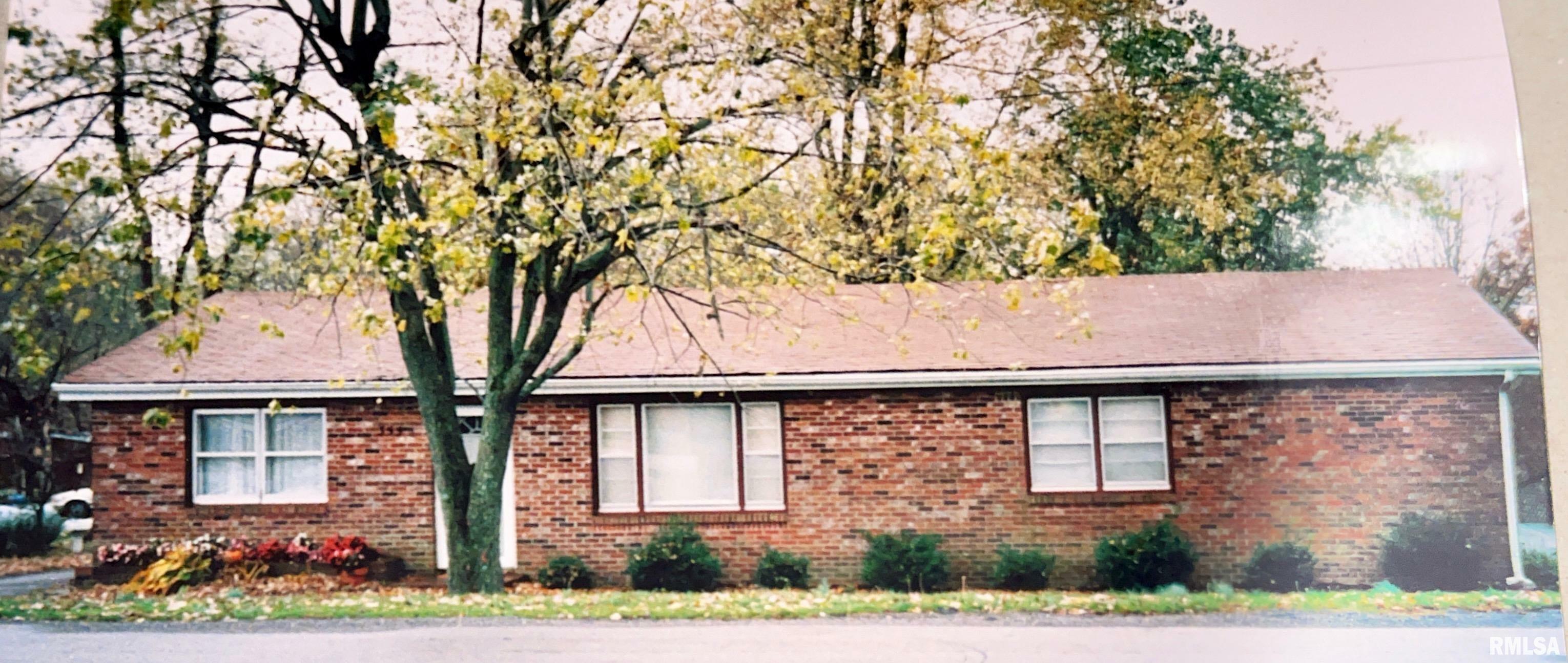 Property Photo:  355 Chestnut Street  IL 62905 