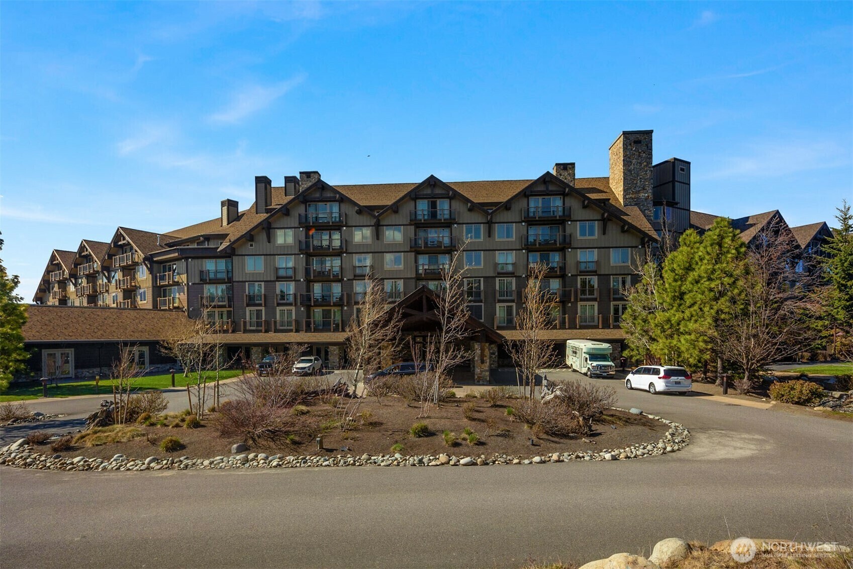 Property Photo: 3600 Suncadia Trail 3020 WA 98922