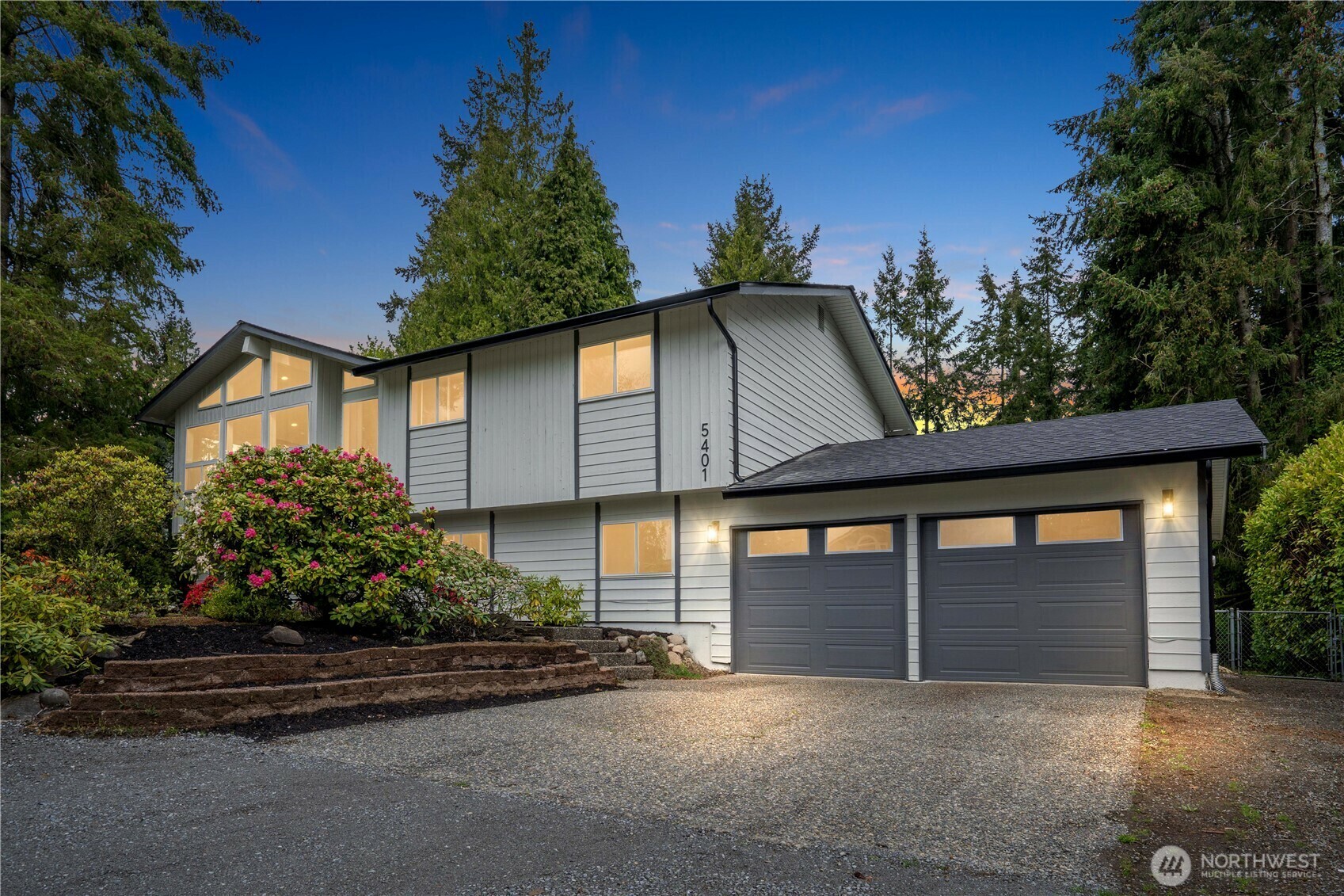 5401  93rd Place SW  Mukilteo WA 98275 photo