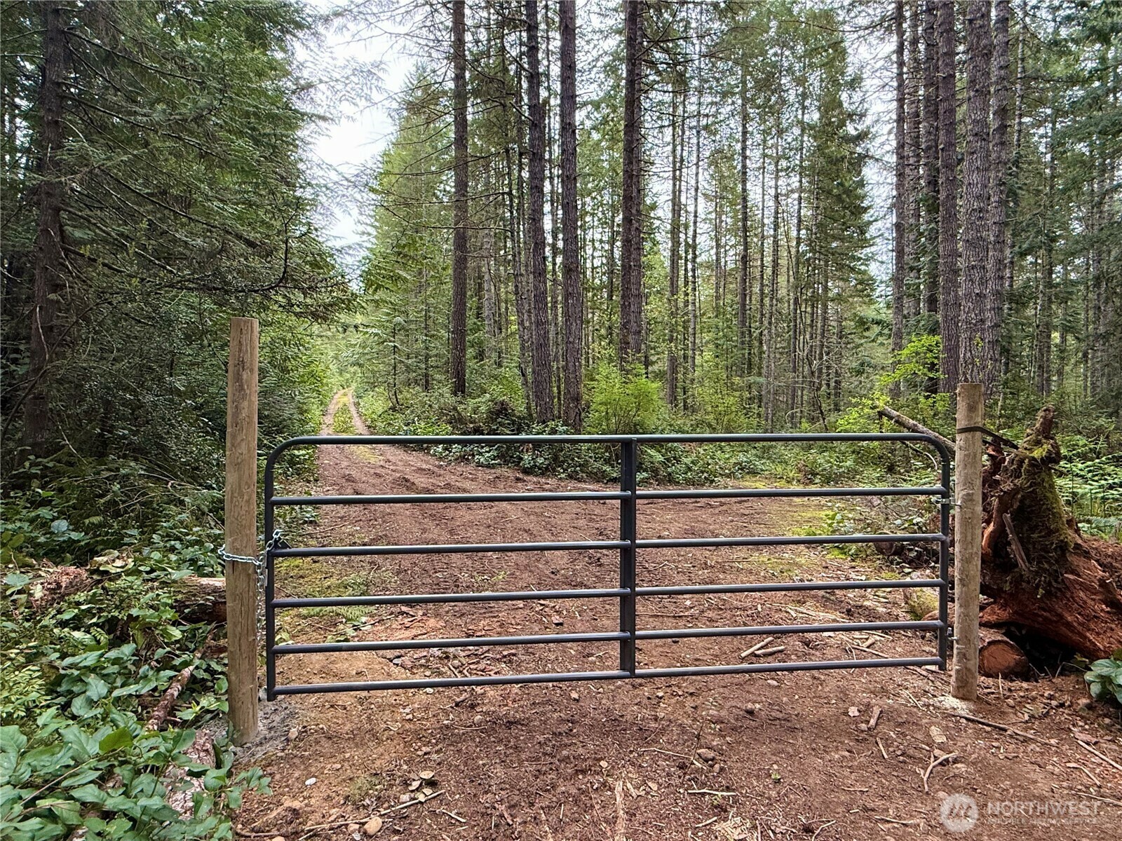 Property Photo: 1200 NE Aquila Ridge Road WA 98588