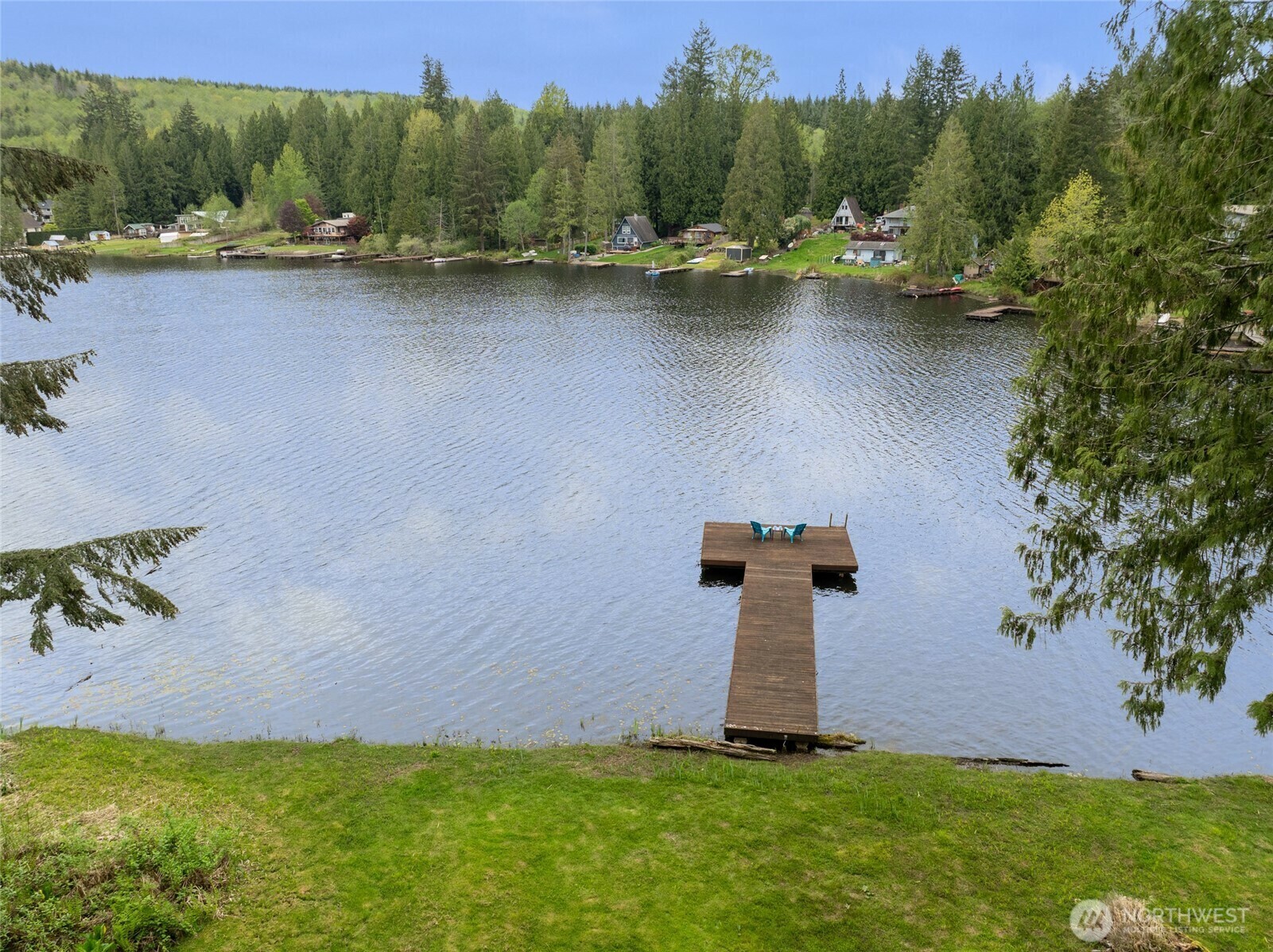 Property Photo: 1028 S Lake Roesiger Road WA 98290