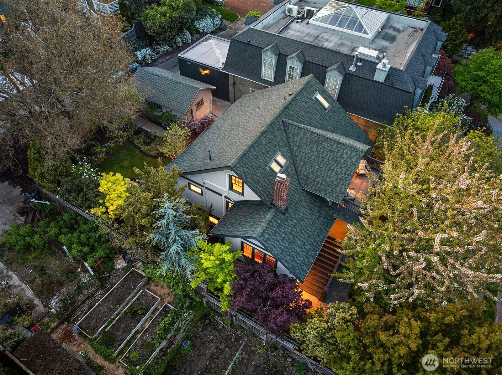 Property Photo: 2509 34th Avenue S WA 98144