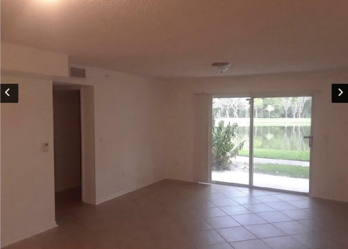 Property Photo: 100 Crestwood Court N 104 FL 33411