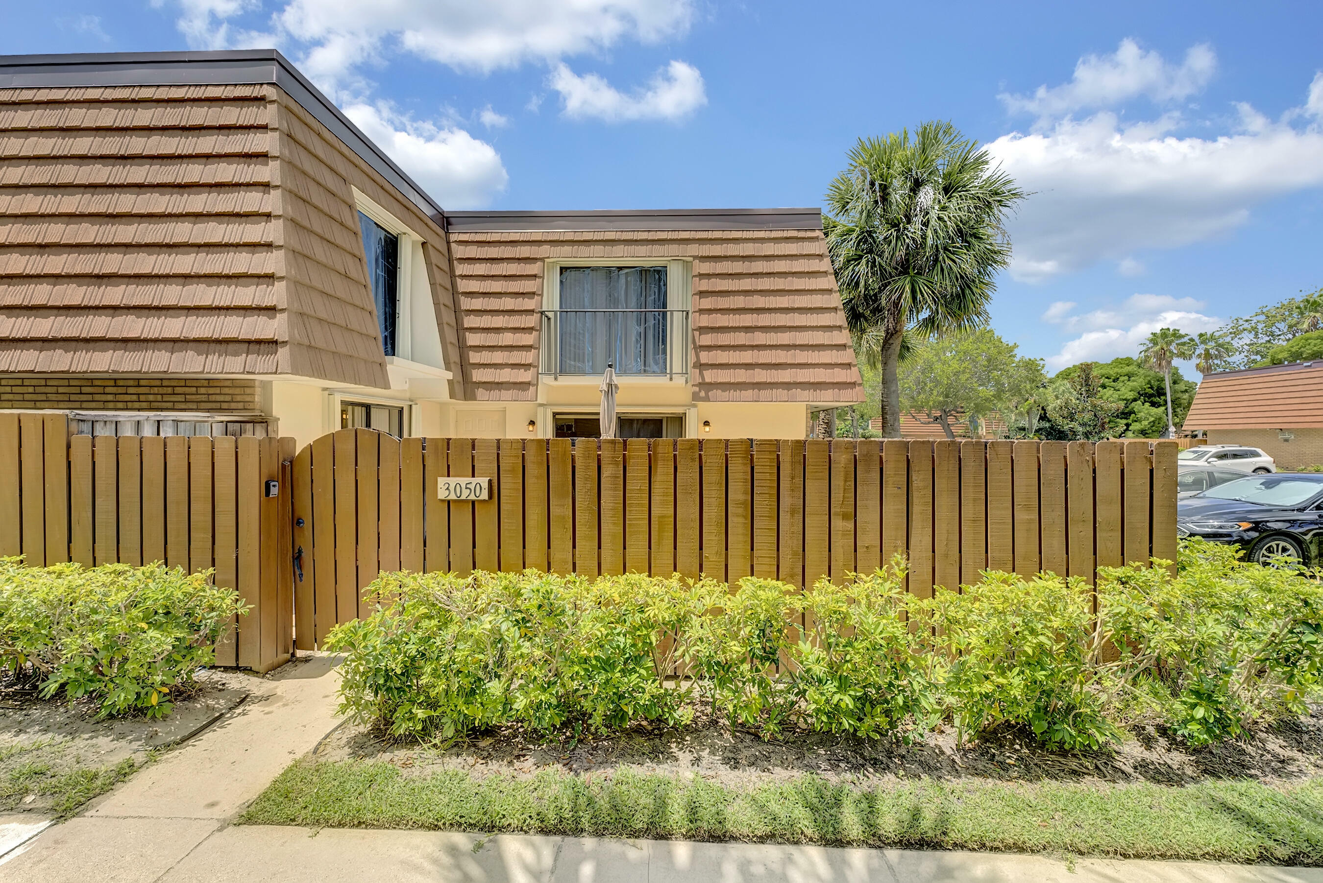 Property Photo: 3050 30th Court FL 33477