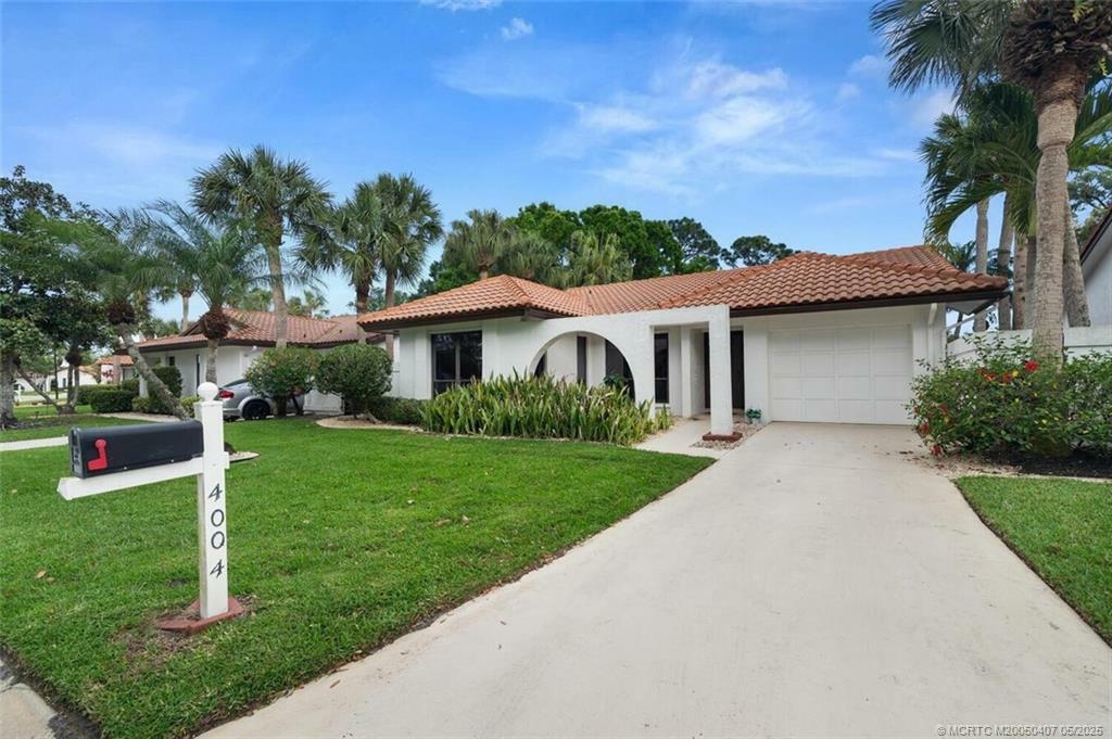 Property Photo: 4004 SW Osprey Creek Way FL 34990