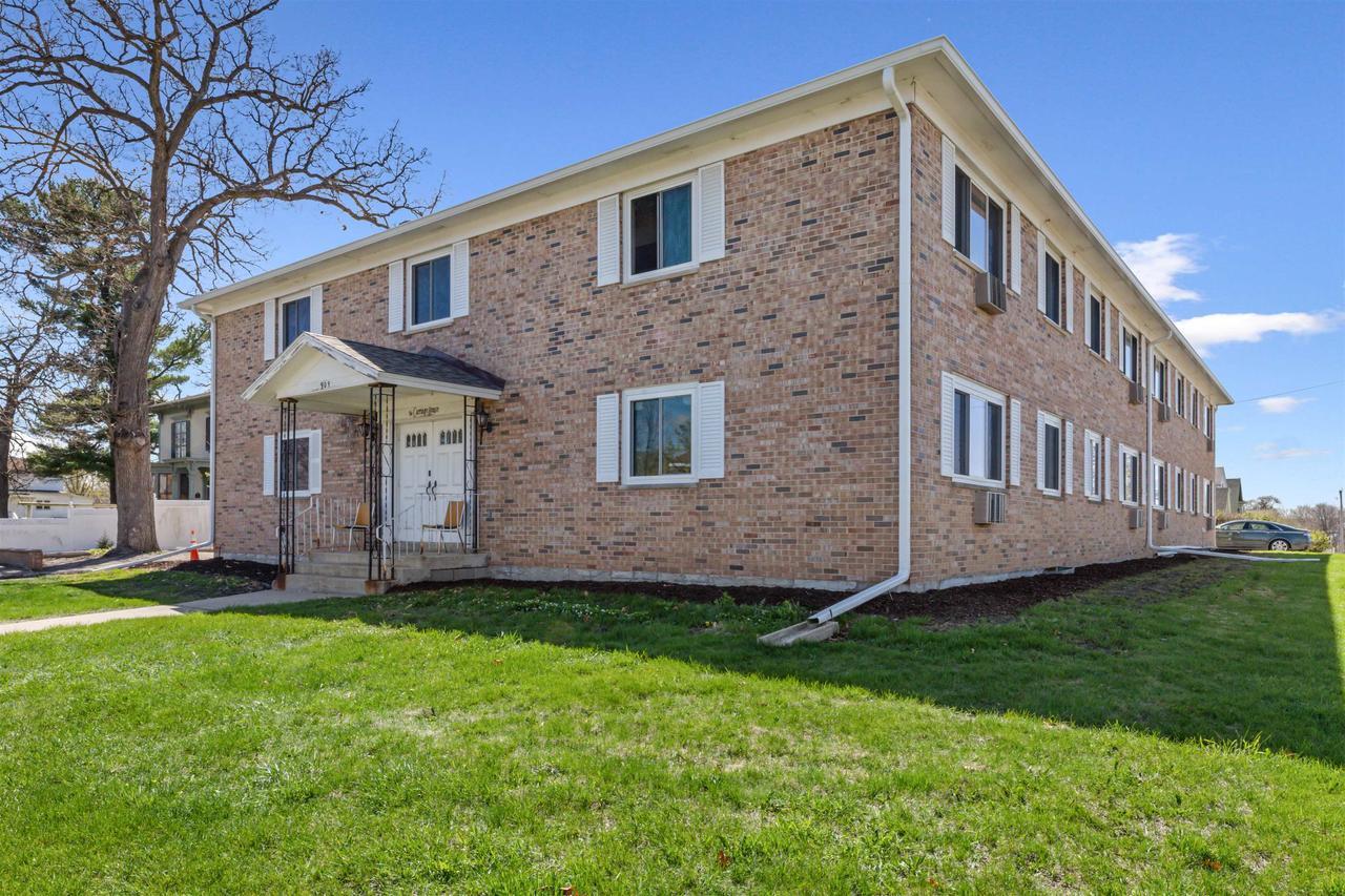 Property Photo: 905 Oak Avenue WI 54660