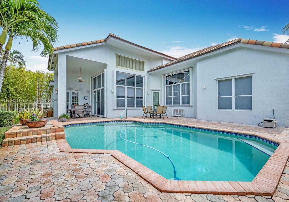 4123 W Lake Estates Dr  Davie FL 33328 photo