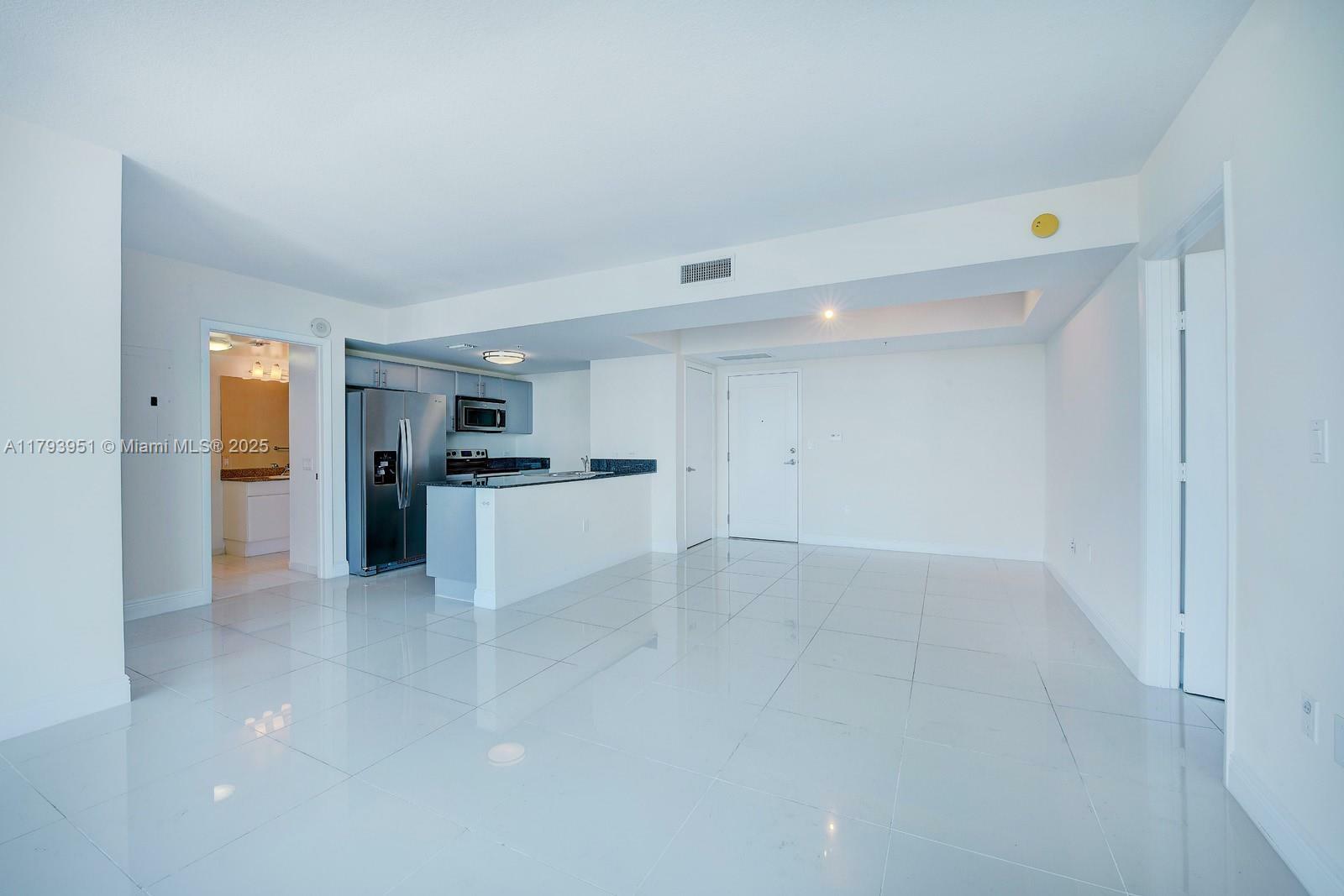 Property Photo:  1861 NW S River Dr 1903  FL 33125 