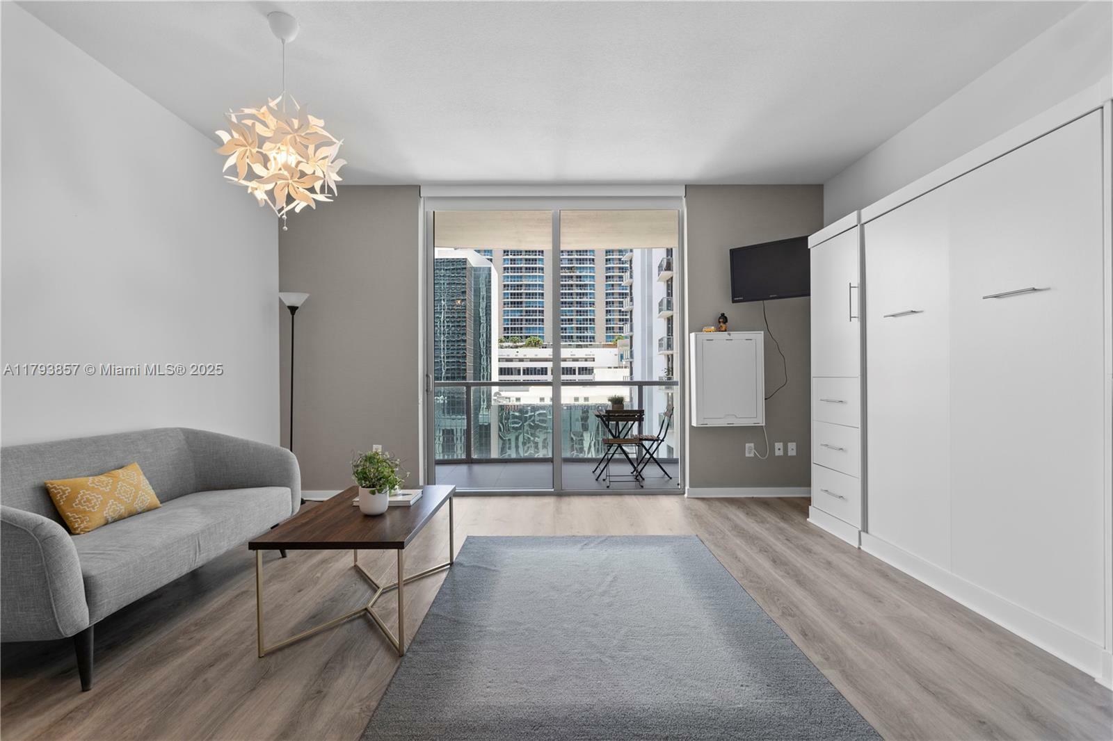 Property Photo: 1050 Brickell Ave 1506 FL 33131