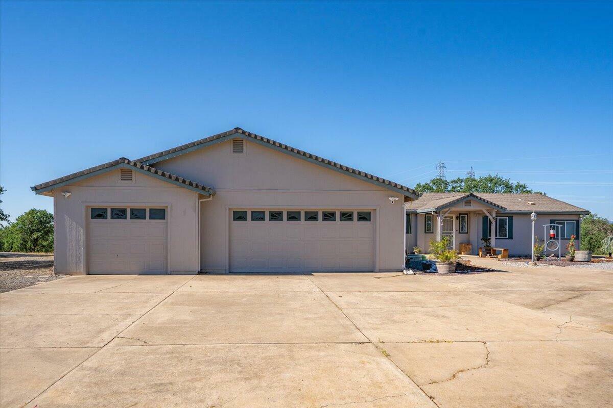 Property Photo: 18633 Saddleback Ridge Loop CA 96022