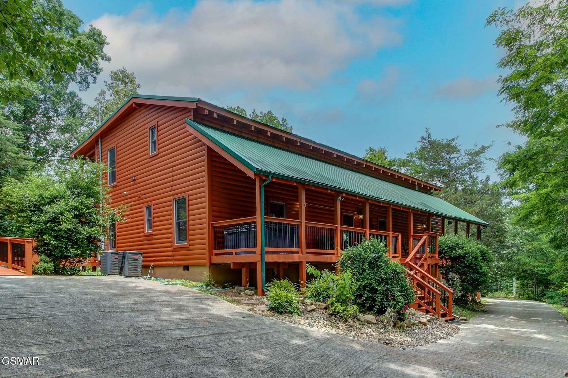 Property Photo:  1707 Ridgecrest Drive  TN 37876 