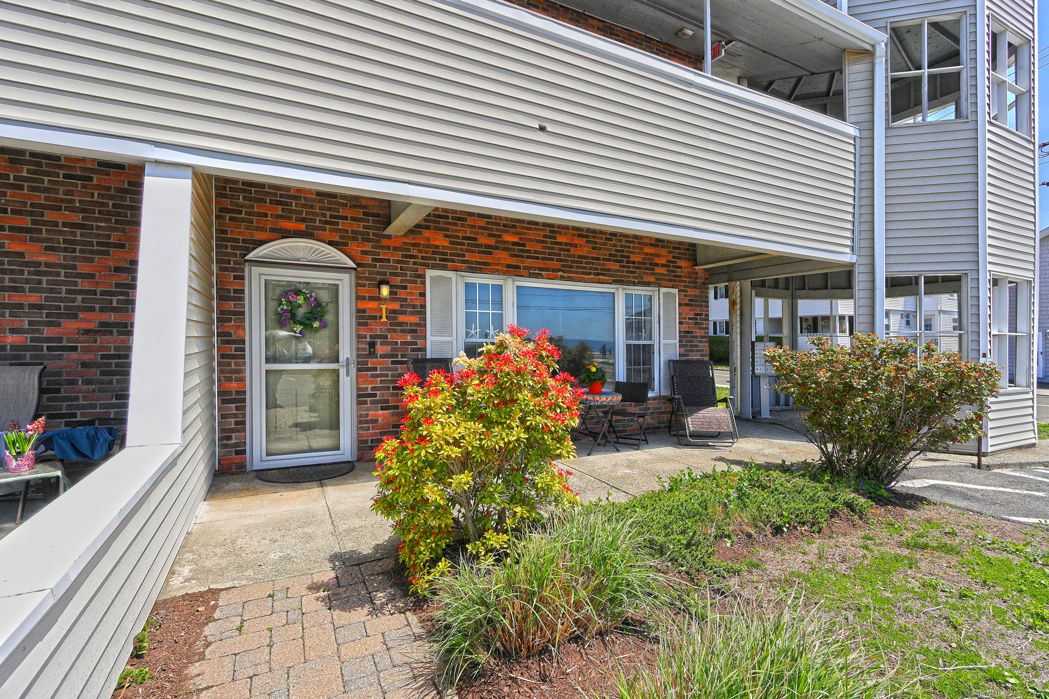 Property Photo: 157 Kings Highway I CT 06460