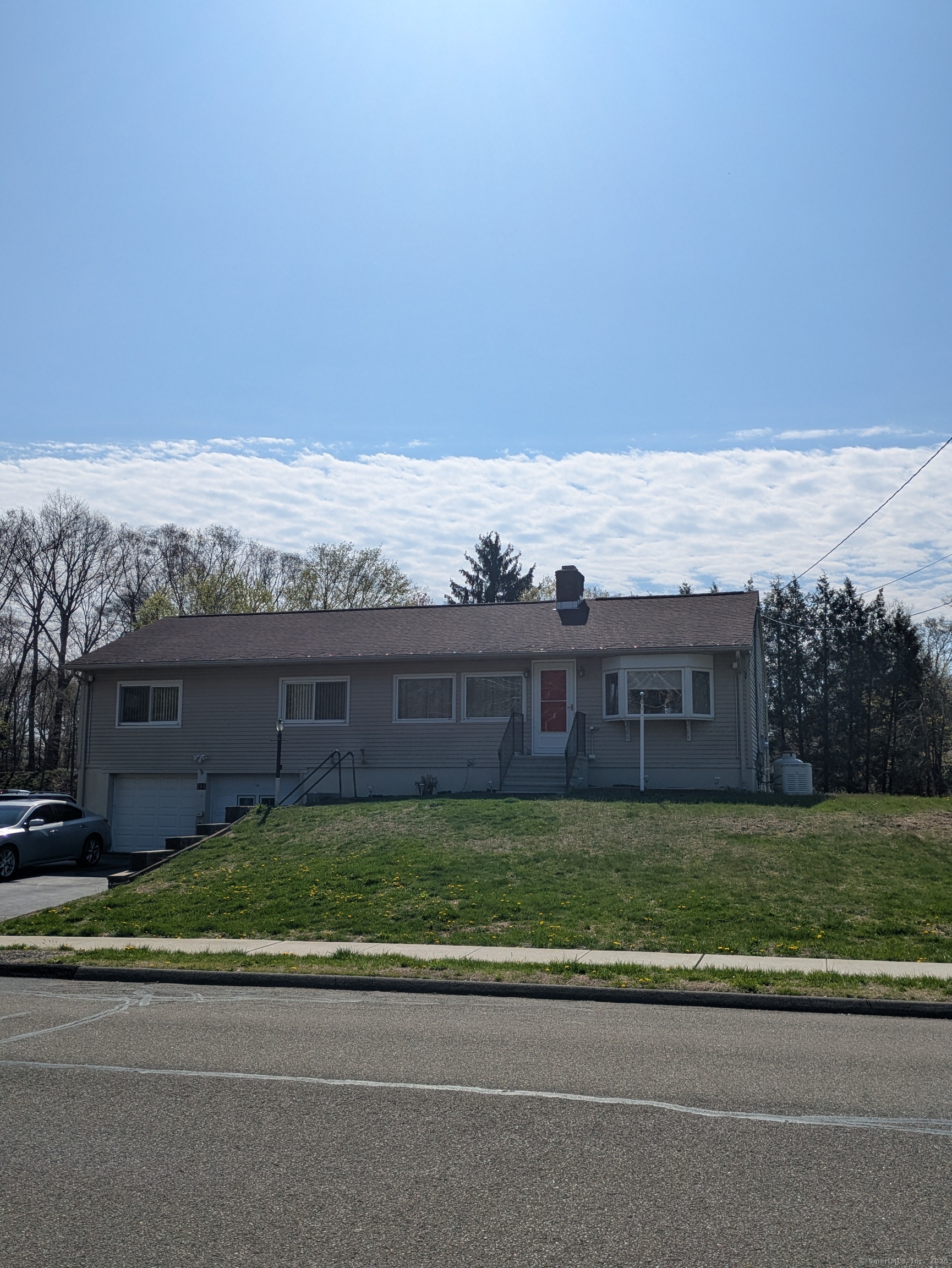 Property Photo: 264 Timber Lane CT 06410