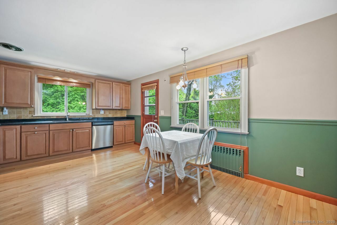 Property Photo: 162 Leonard Road CT 06514