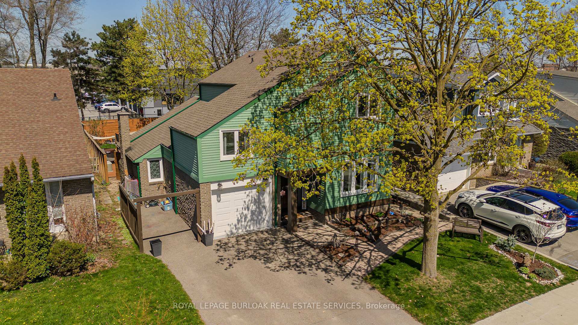 Photo de la propriété: 3421 Rockwood Drive ON L7N 3H6