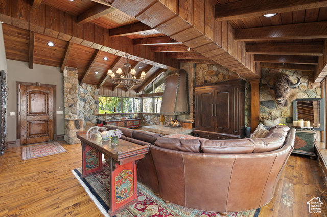 Property Photo: 4939 S Cottonwood Ln UT 84117