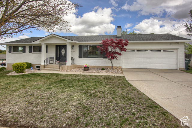 Property Photo: 1122 E Edgewood Dr UT 84403
