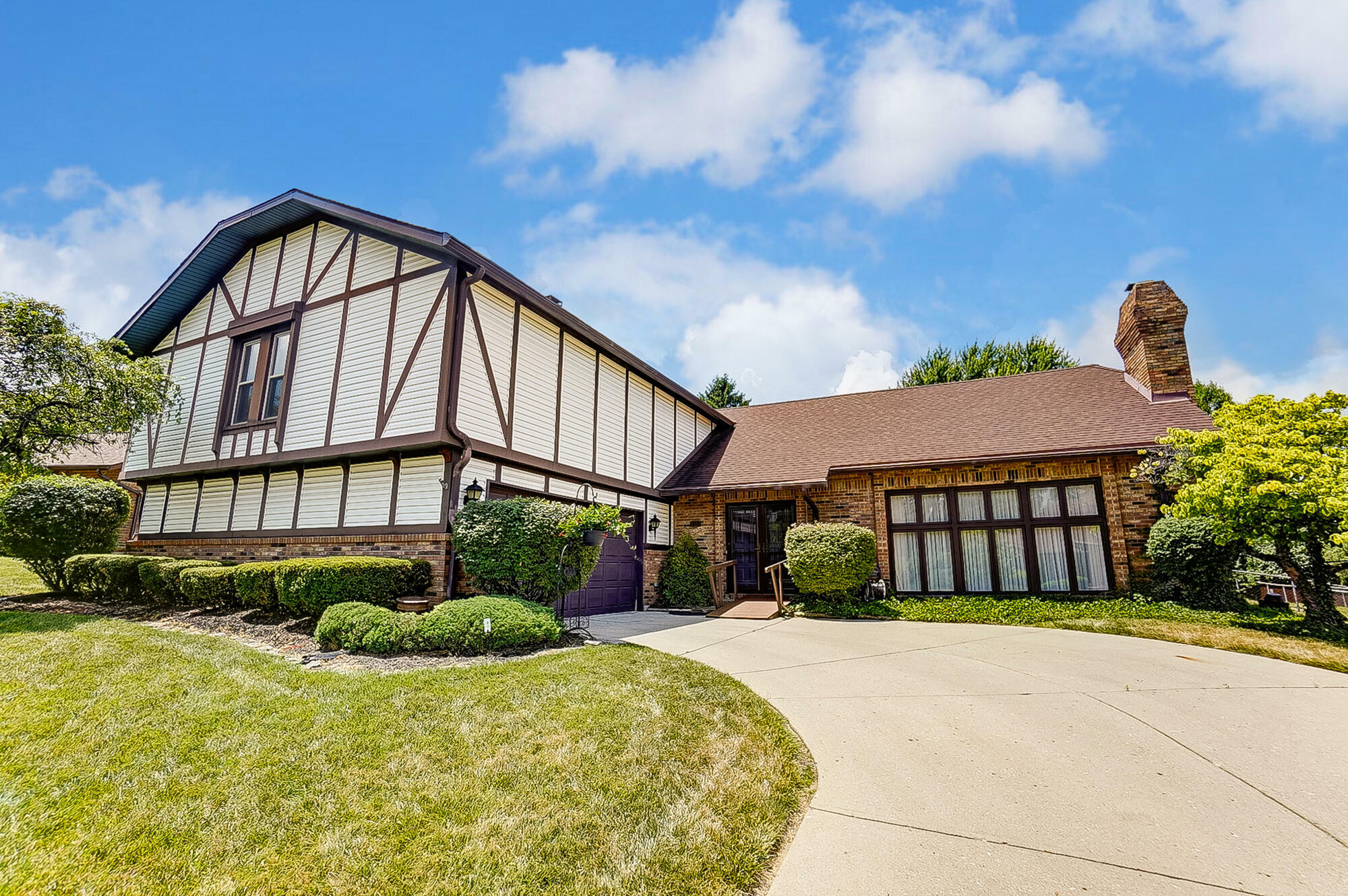 Property Photo: 3033 E Linmuth Drive OH 45503