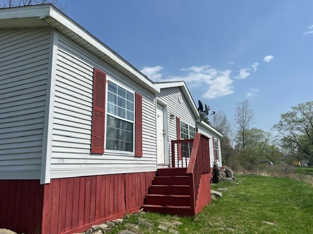 Property Photo: 2871 S Broadway Highway NY 14894