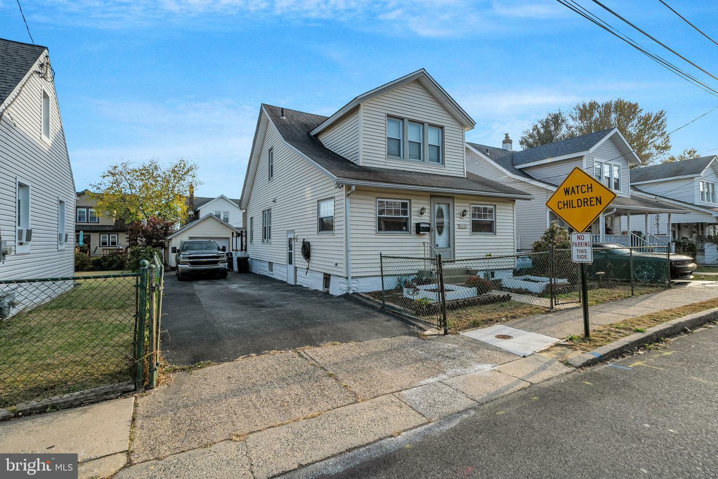 Property Photo: 131 Harvey PA 19061