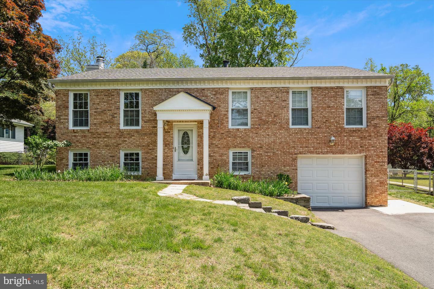 Property Photo: 527 Harbor Drive MD 21403