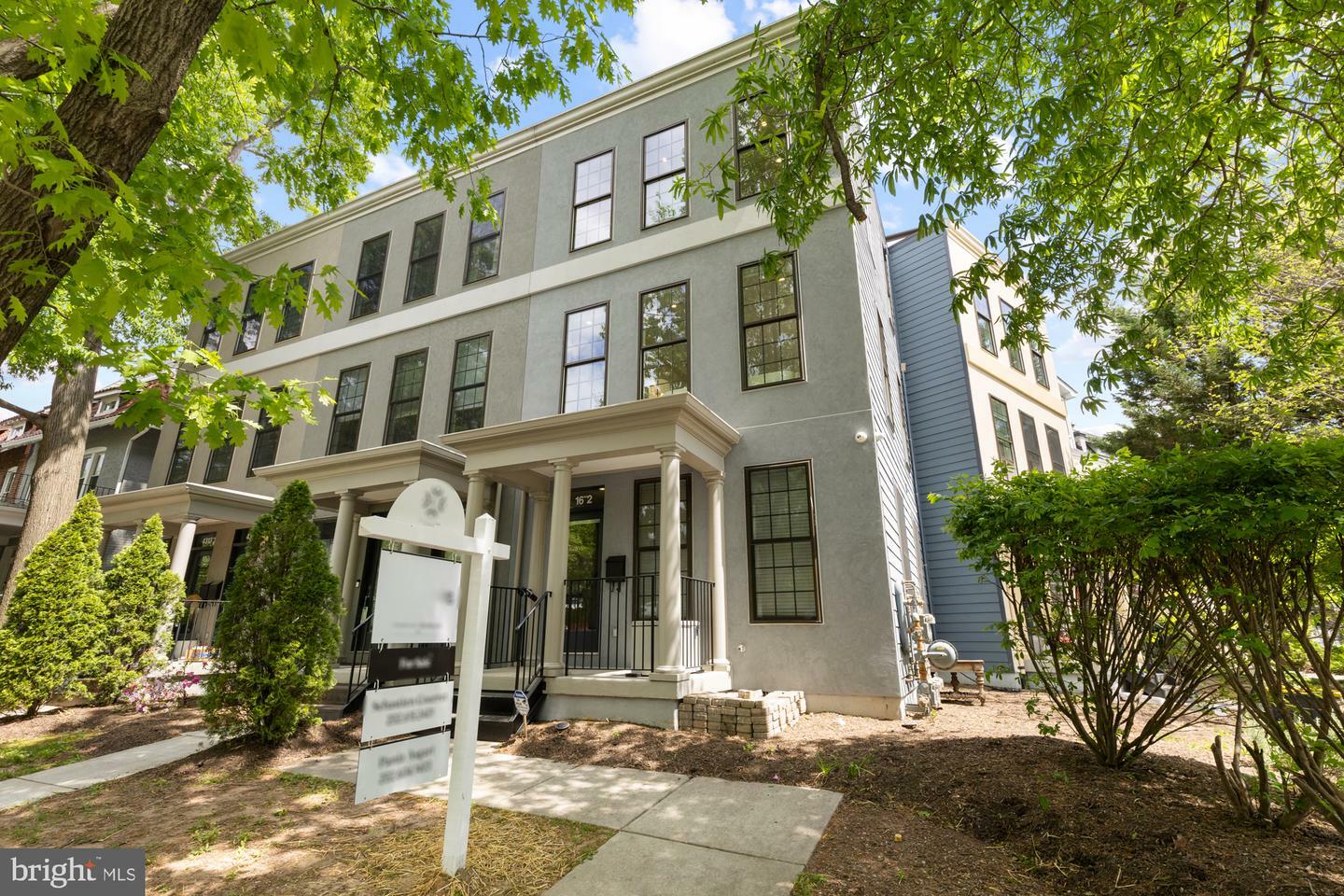 Property Photo: 16 Grant Circle NW 2 DC 20011