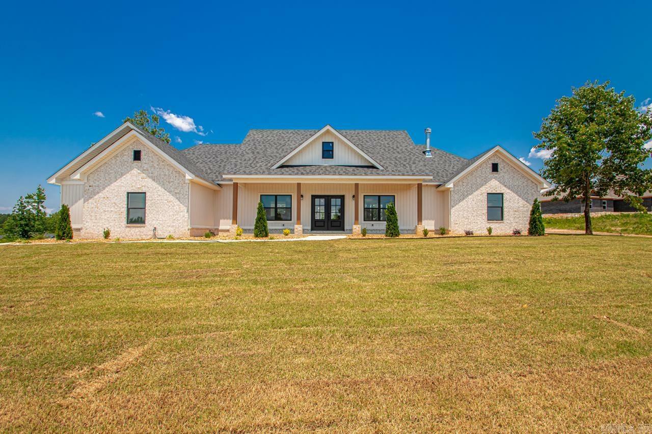 Property Photo: 9064 Creek View AR 72011