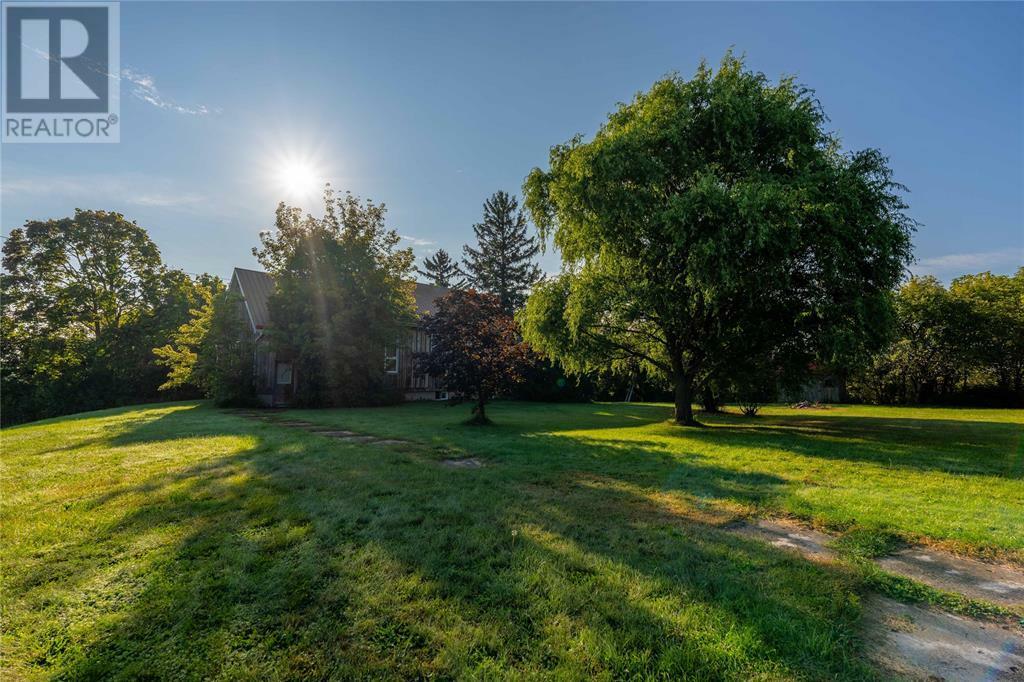 Property Photo: 1405 Main Street ON N0P 2R0