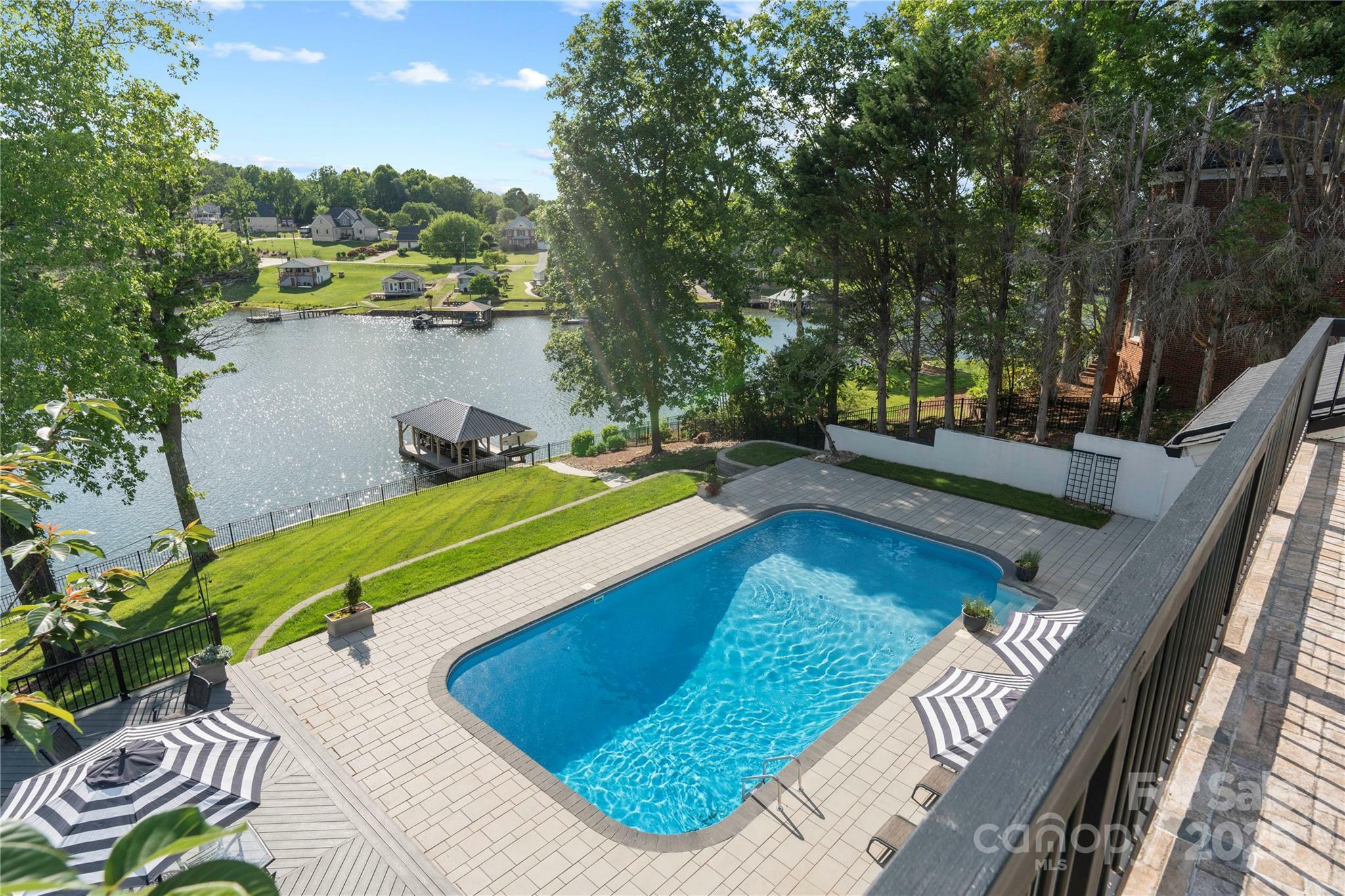 Property Photo: 4039 5th Street NW NC 28601