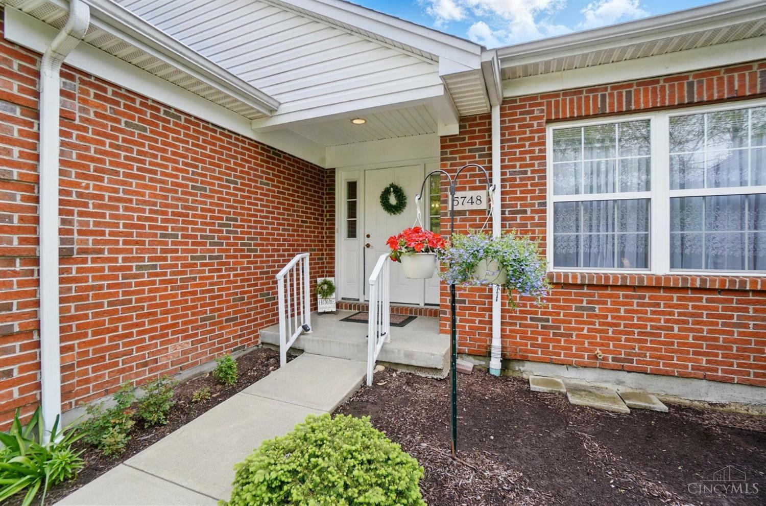 Property Photo: 5748 St James Place OH 45239