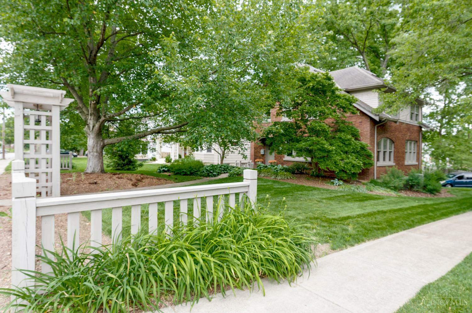 Property Photo:  4450 Erie Avenue  OH 45227 