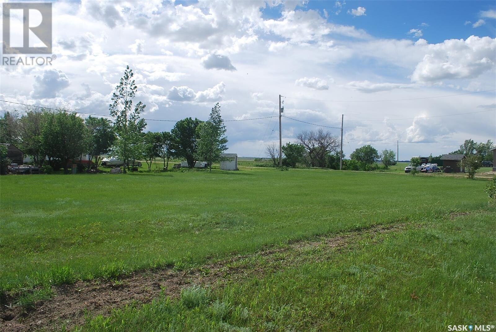 Photo de la propriété:  2 Douglas Drive  SK S0G 4L0 