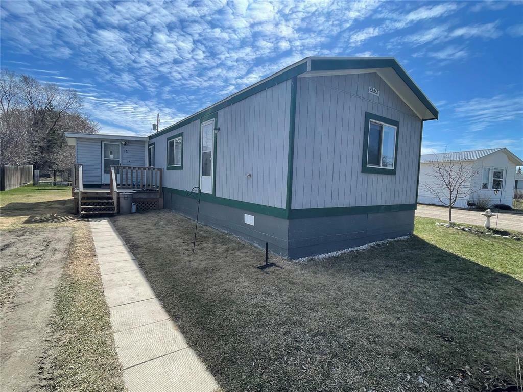 Property Photo: 12 Baron Bay MB R0K 0H0